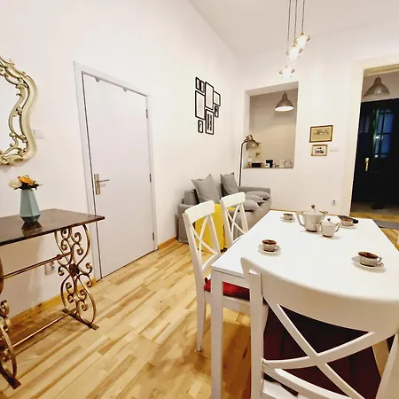 Historic 5 Star In The Main Plaza