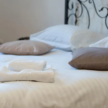 Historic 5 Star In The Main Plaza