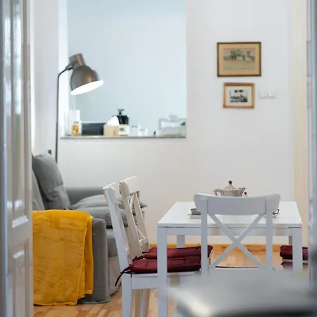 Apartment Historic 5 Star In The Main Plaza *