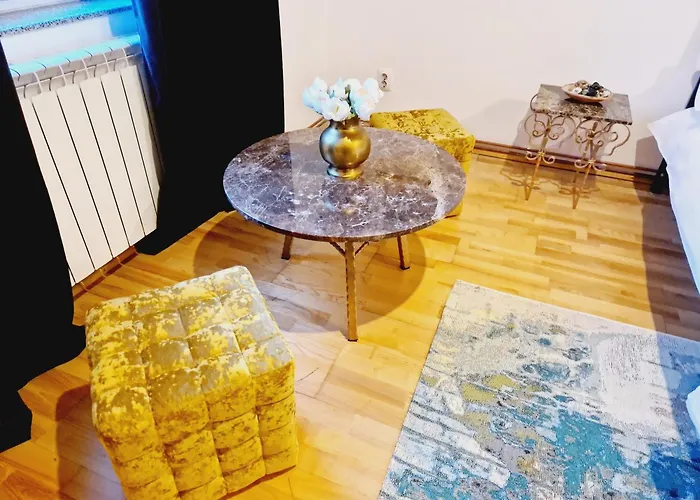 Historic 5 Star In The Main Plaza * Kolozsvár