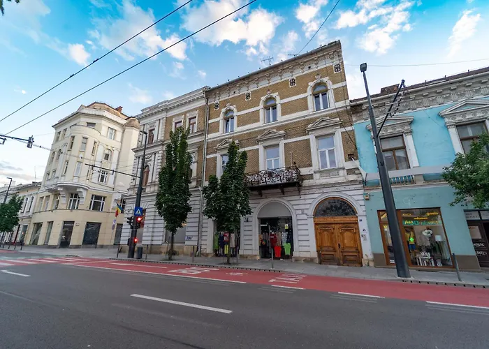 Historic 5 Star In The Main Plaza *